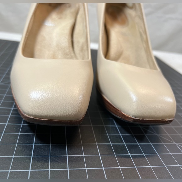 VGUC Rockport platform heels - Picture 2 of 8